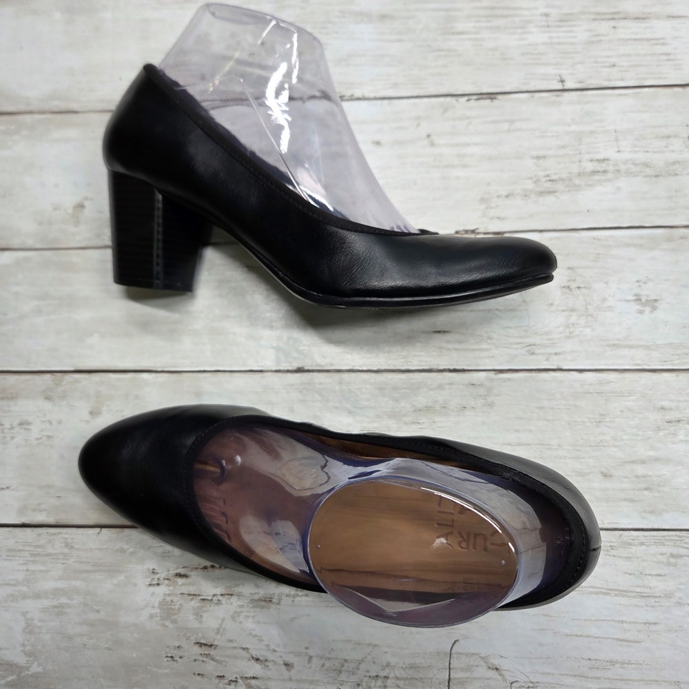 Naturalizer Naomi Block Heel Pump Women 8.5M Black Round Toe Professional Shoe